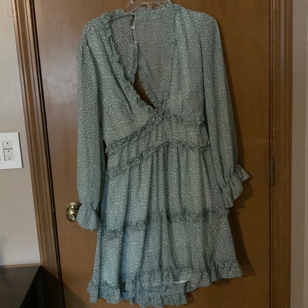 Backless spring/summer dress
